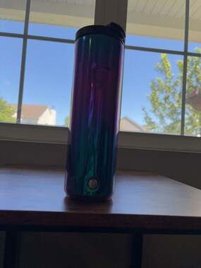 Starbucks Iridescent Oil Slick Stainless Steel Tumbler 20 fl oz